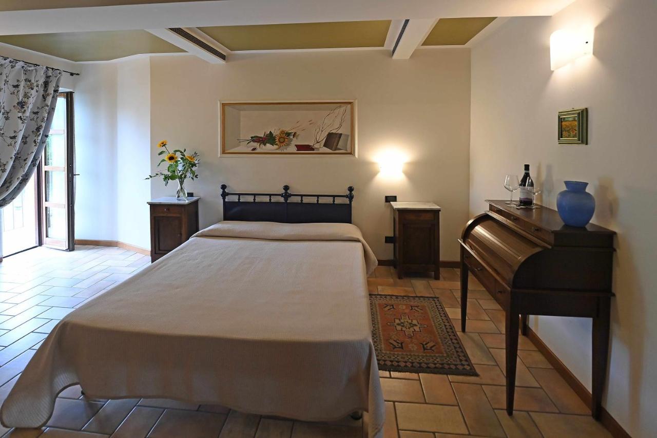 La Ca Dolga Guest House La Morra Bilik gambar