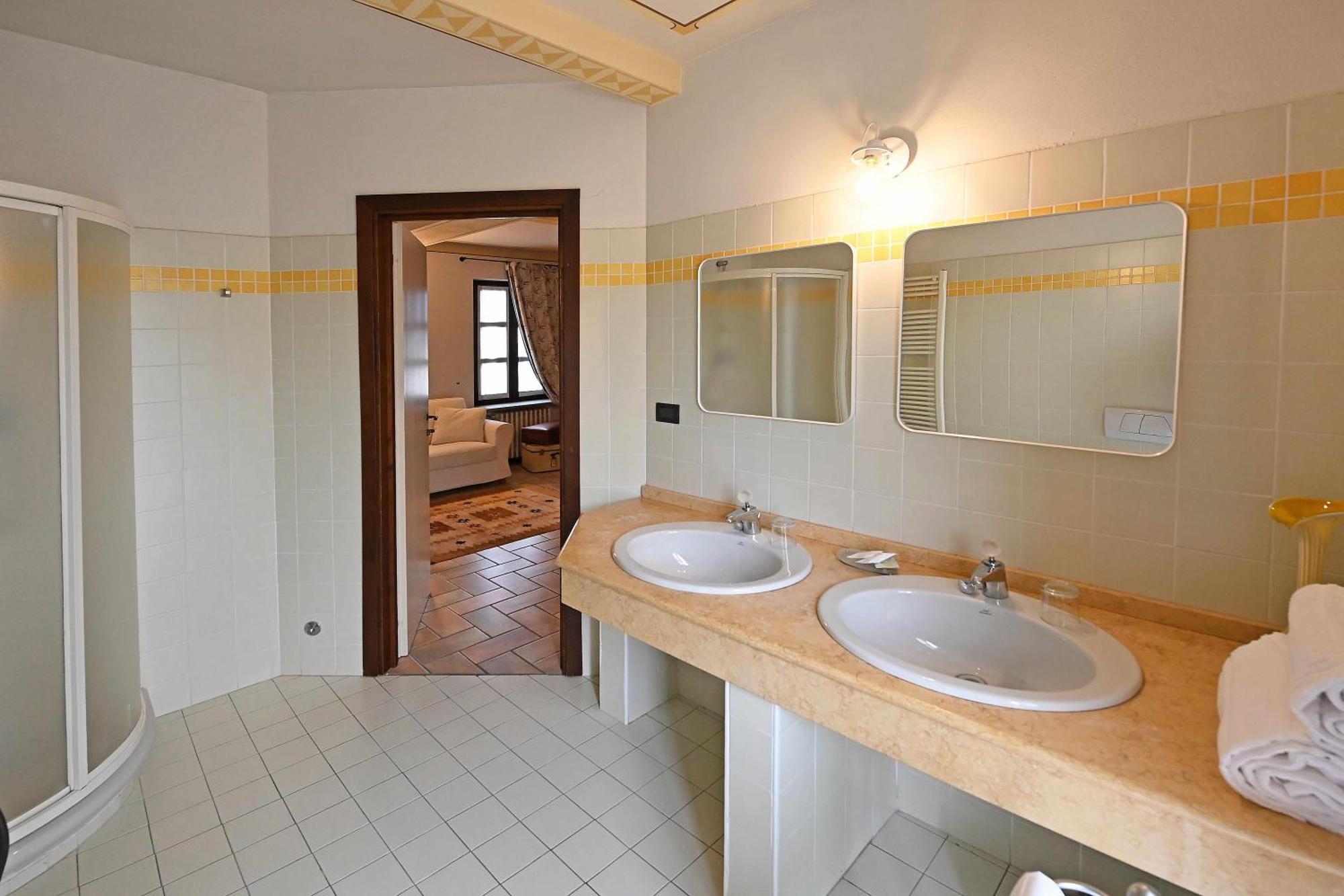 La Ca Dolga Guest House La Morra Bilik gambar