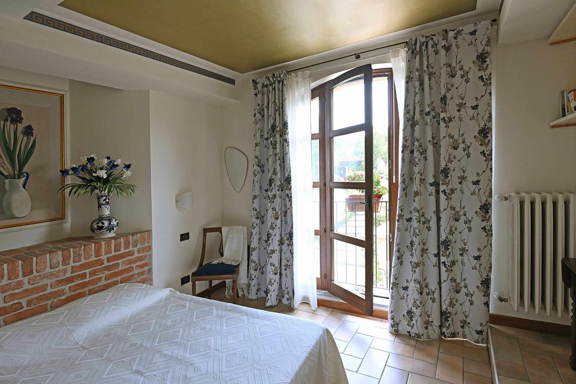 La Ca Dolga Guest House La Morra Bilik gambar
