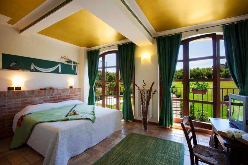 La Ca Dolga Guest House La Morra Luaran gambar